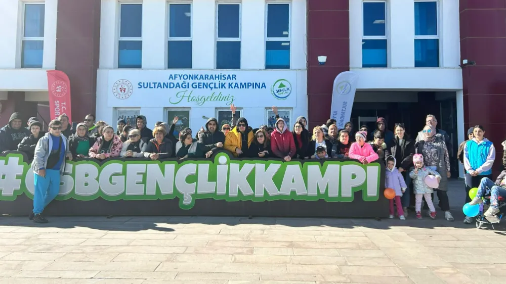 450 Otizmli Genç ile Afyonkarahisar ve Mersin'de Anlamlı Kamp Etkinliği